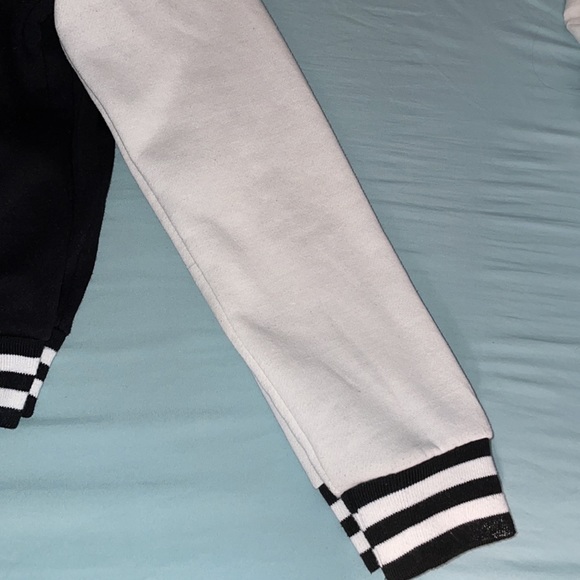 Varsity jacket - Picture 7 of 12